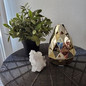 Gold aromatherapy diffuser